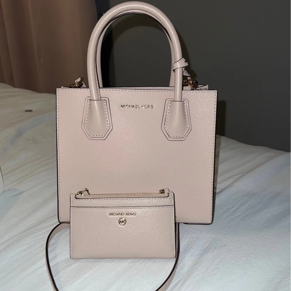 Michael Kors Satchel & Wallet